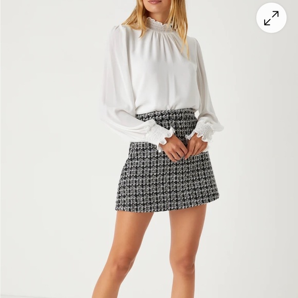 NWT Upscale Instinct Black and Silver Tweed Mini Skirt - Picture 5 of 7